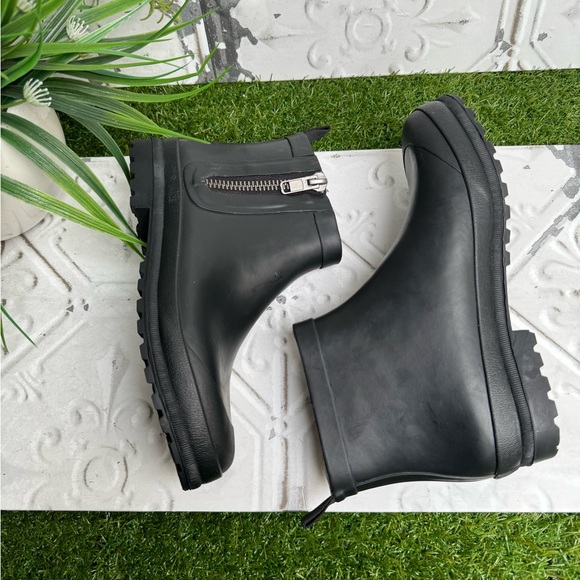 MADEWELL Rubber black chelsea Rain Boots women’s size 7 new - Picture 6 of 15